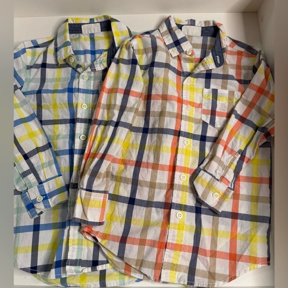 Lot of (2) boys Crazy 8 Button Down Dress shirt Size XS 4